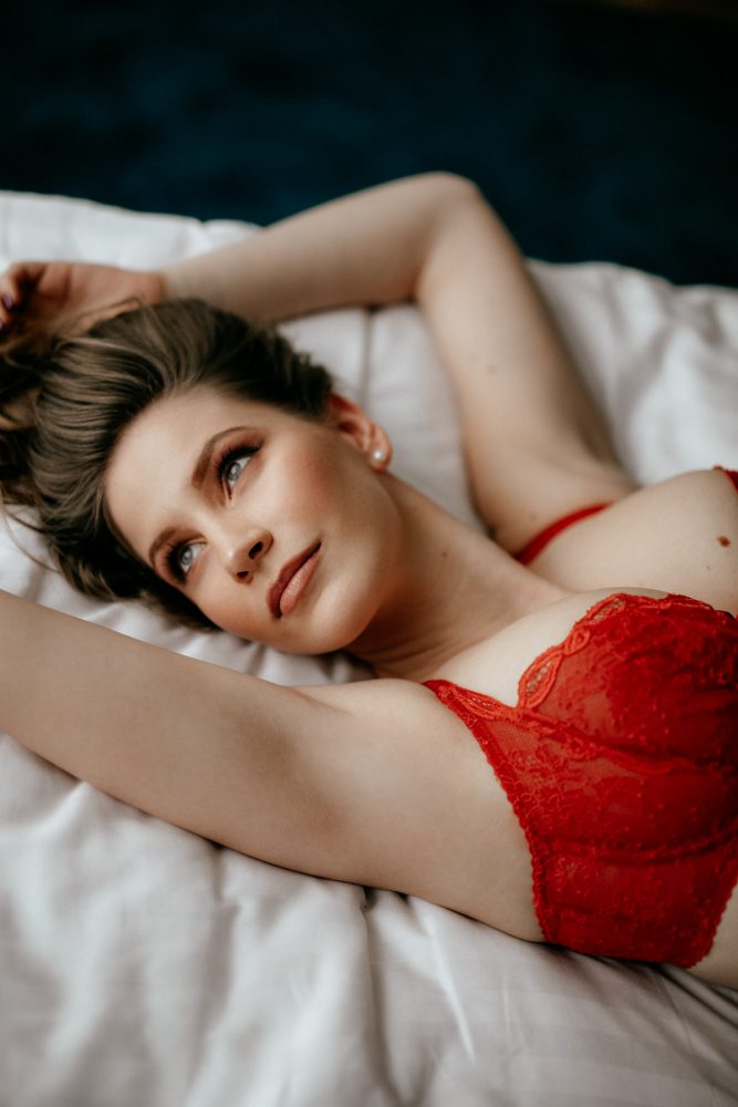 Boudoir Photographer Zurich Switzerland Photography Luxury Intimate Photos Portraits