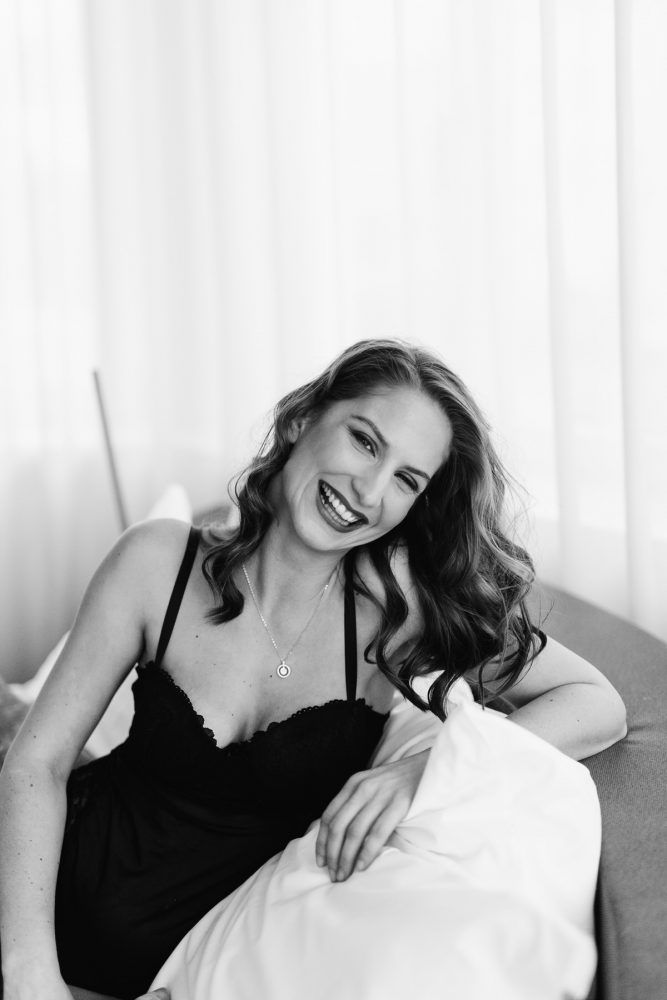 Boudoir Photographer Zurich Switzerland Photography Luxury Intimate Photos Portraits